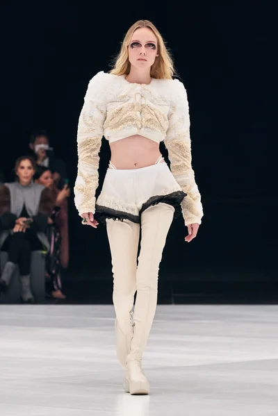 Look 74